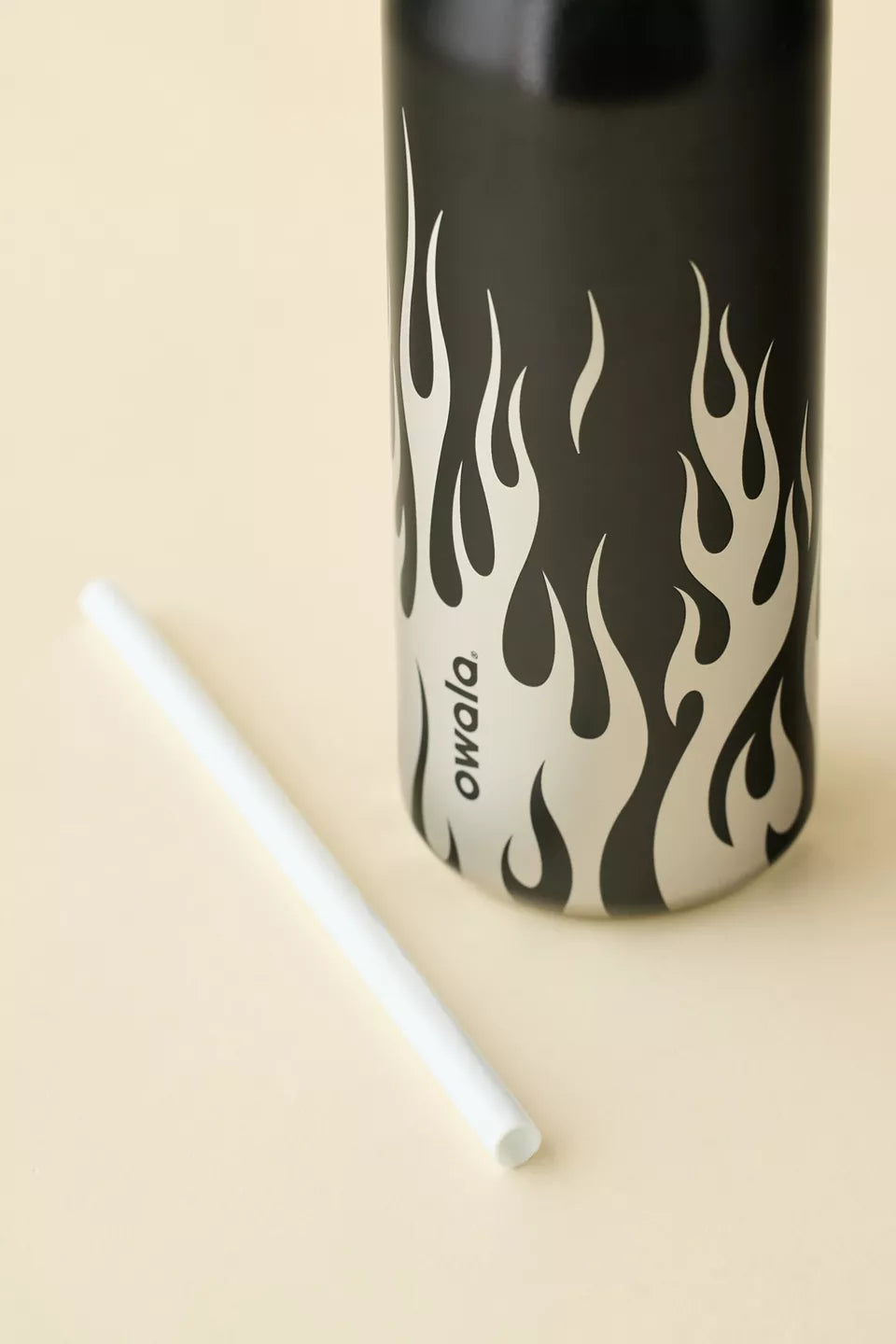 Owala UO Exclusive FreeSip 32 oz Water Bottle
